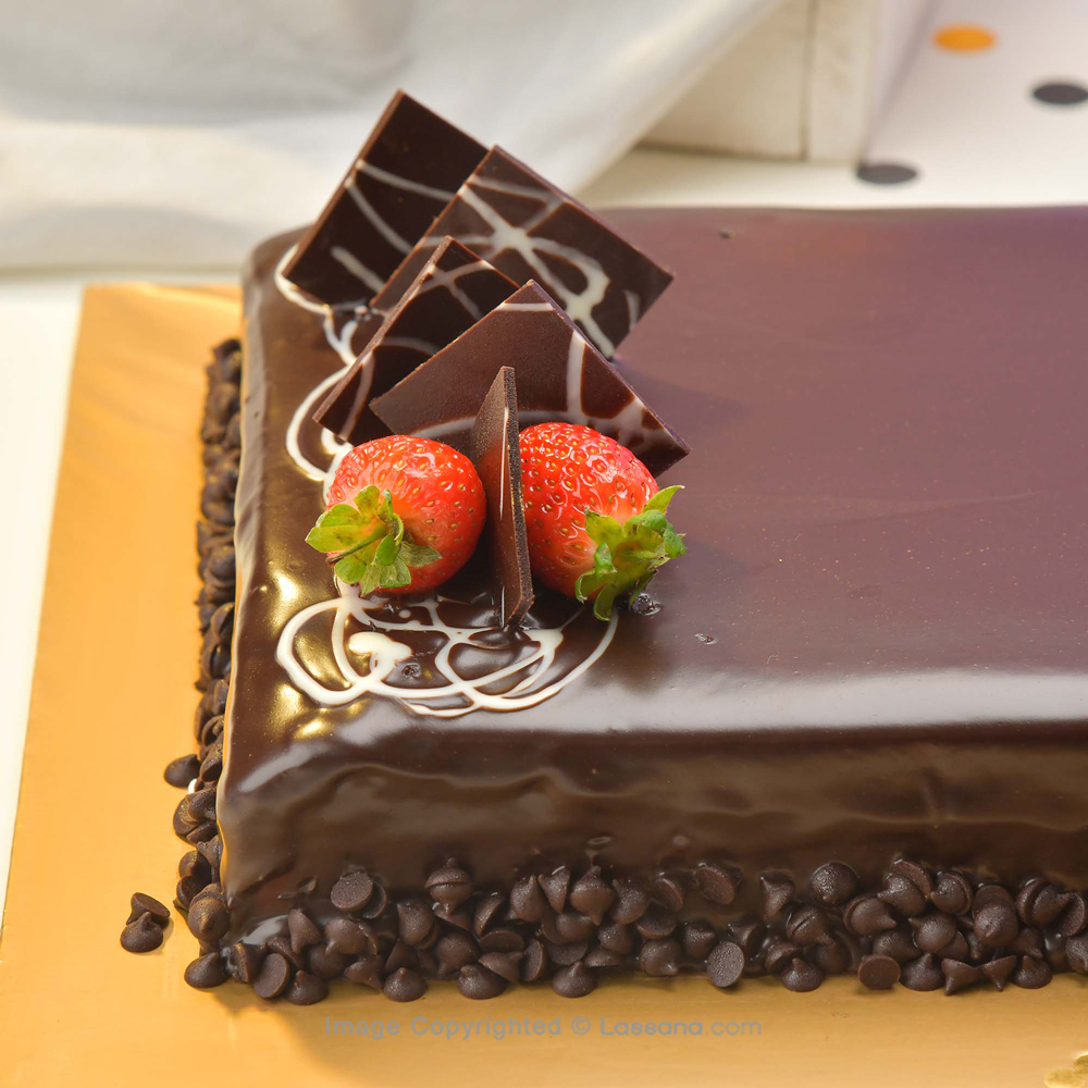 Send Designer Chocolate cake 2kg Online in India | Phoolwala