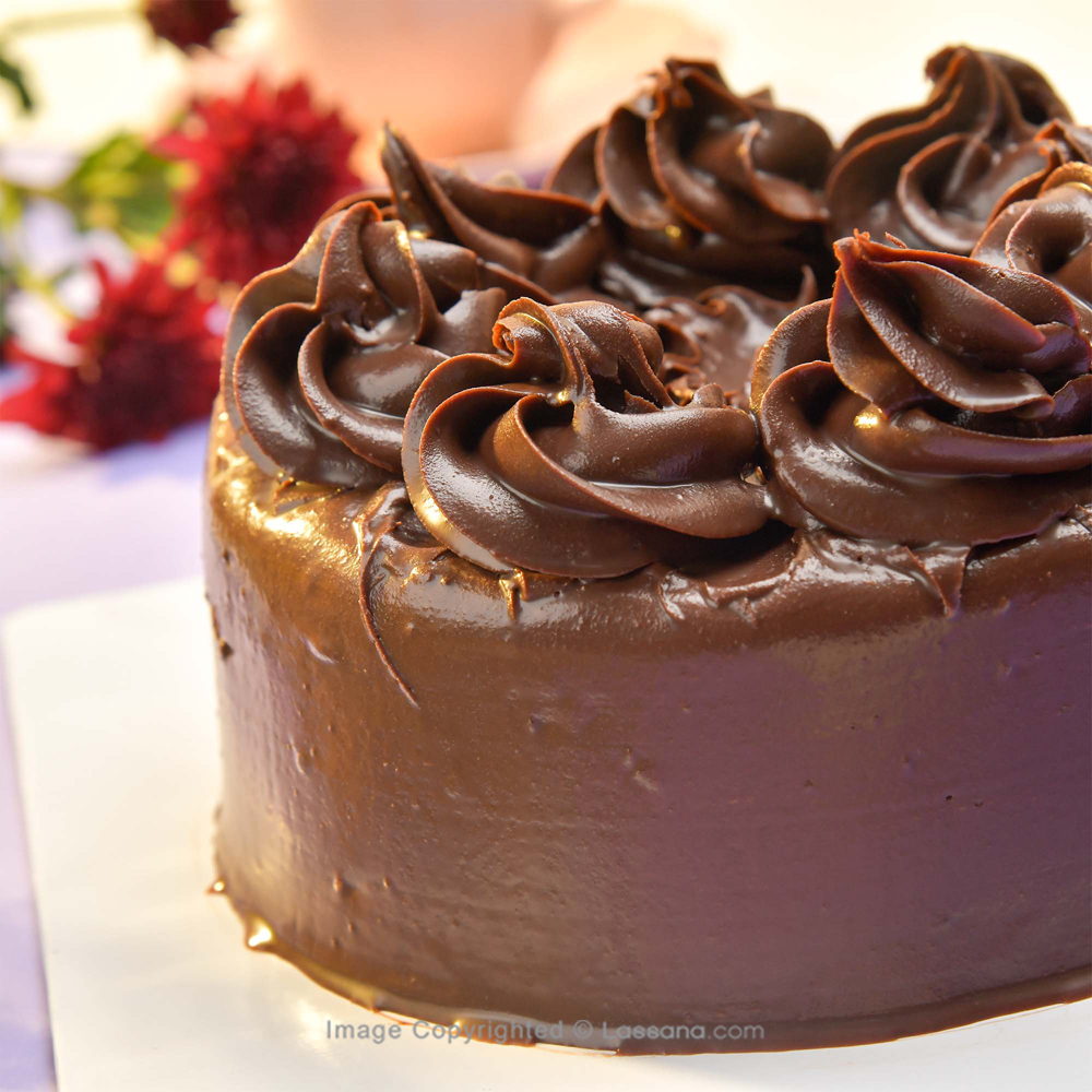 Little black dress chocolate cake - Recipes - delicious.com.au