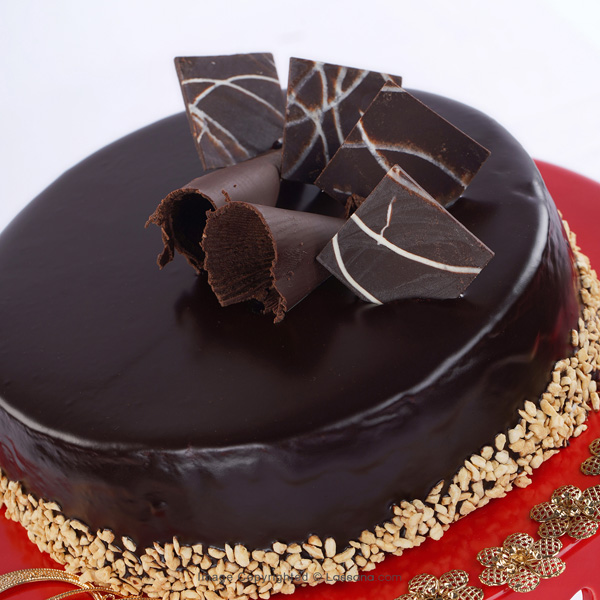 CHOCOLATE SUPREME CAKE 1KG (2.2LBS) - Lassana Cakes - in Sri Lanka